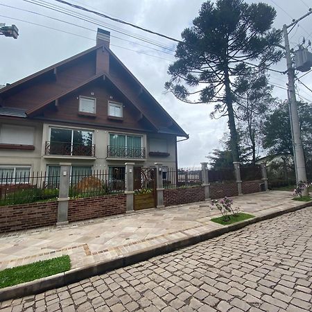 كانيلا Duplex Novo, Com 02 Suites, Para 06 Pessoas, E 02 Vagas De Garagem المظهر الخارجي الصورة